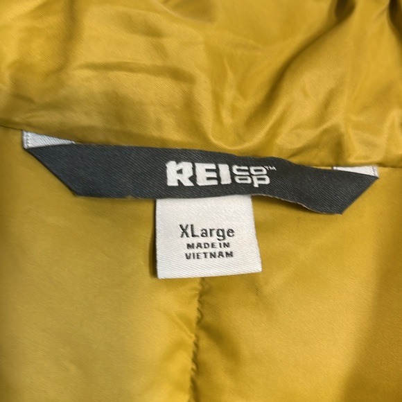 Rei Coop Womans sz XL Down Vest - Picture 8 of 11